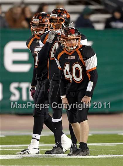 Thumbnail 3 in Folsom vs Vacaville (CIF SJS D2 Final) photogallery.