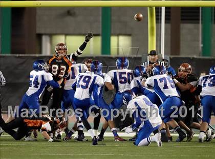 Thumbnail 1 in Folsom vs Vacaville (CIF SJS D2 Final) photogallery.