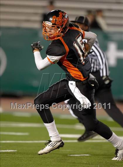 Thumbnail 3 in Folsom vs Vacaville (CIF SJS D2 Final) photogallery.