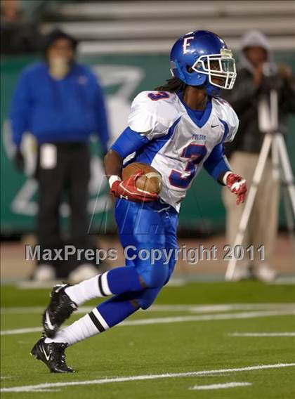 Thumbnail 1 in Folsom vs Vacaville (CIF SJS D2 Final) photogallery.