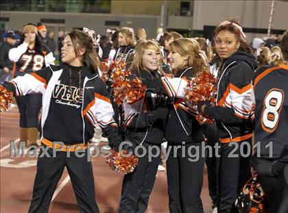 Thumbnail 3 in Folsom vs Vacaville (CIF SJS D2 Final) photogallery.