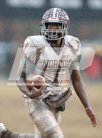 Thumbnail 3 in I.C. Norcom vs Phoebus (VHSL Class 3 Regional Final) photogallery.