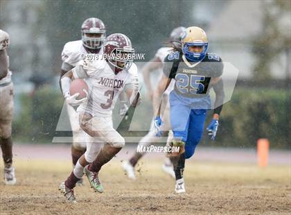 Thumbnail 2 in I.C. Norcom vs Phoebus (VHSL Class 3 Regional Final) photogallery.