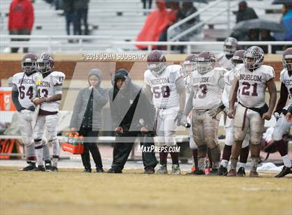 Thumbnail 2 in I.C. Norcom vs Phoebus (VHSL Class 3 Regional Final) photogallery.