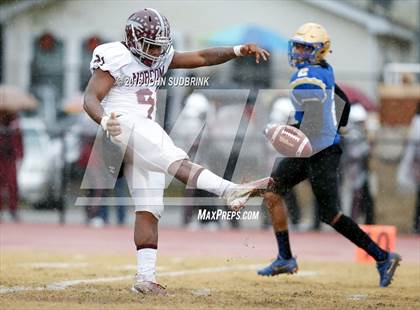 Thumbnail 1 in I.C. Norcom vs Phoebus (VHSL Class 3 Regional Final) photogallery.