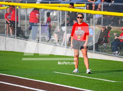 Thumbnail 1 in Burton vs Milano (UIL 2A Reg IV Area Playoff) photogallery.