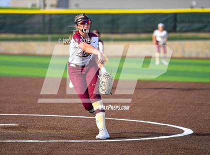 Thumbnail 3 in Burton vs Milano (UIL 2A Reg IV Area Playoff) photogallery.