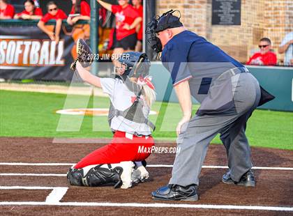 Thumbnail 3 in Burton vs Milano (UIL 2A Reg IV Area Playoff) photogallery.