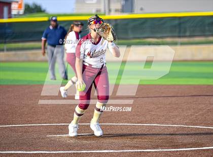 Thumbnail 2 in Burton vs Milano (UIL 2A Reg IV Area Playoff) photogallery.