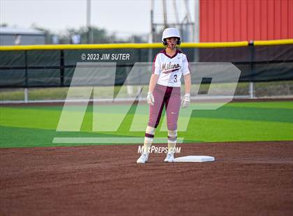 Thumbnail 2 in Burton vs Milano (UIL 2A Reg IV Area Playoff) photogallery.