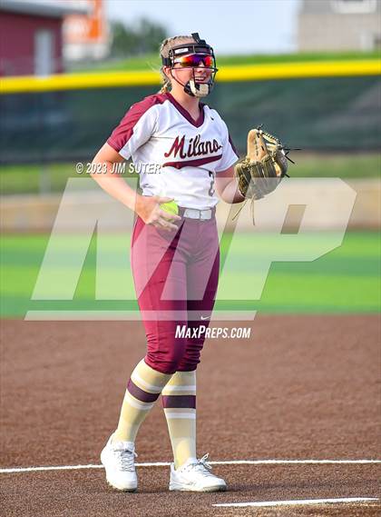 Thumbnail 1 in Burton vs Milano (UIL 2A Reg IV Area Playoff) photogallery.