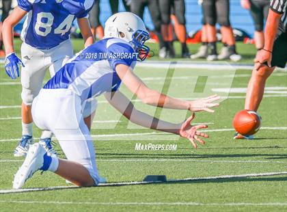 Thumbnail 2 in St. Xavier vs. Beavercreek photogallery.