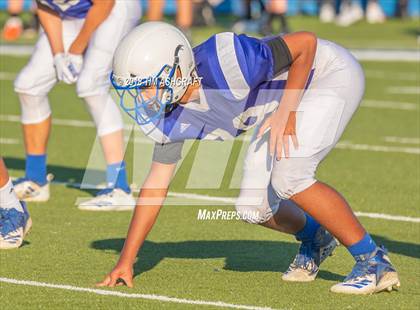 Thumbnail 3 in St. Xavier vs. Beavercreek photogallery.