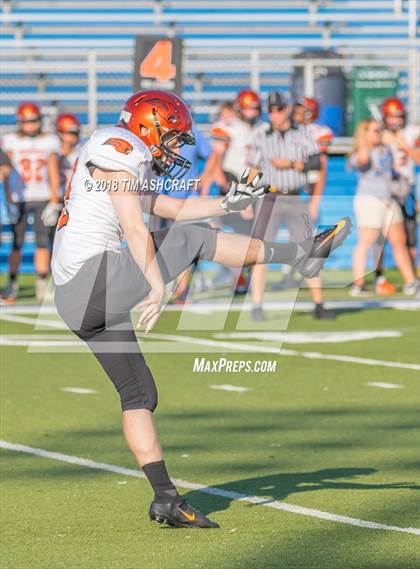 Thumbnail 3 in St. Xavier vs. Beavercreek photogallery.