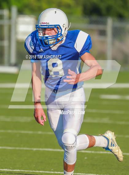 Thumbnail 1 in St. Xavier vs. Beavercreek photogallery.