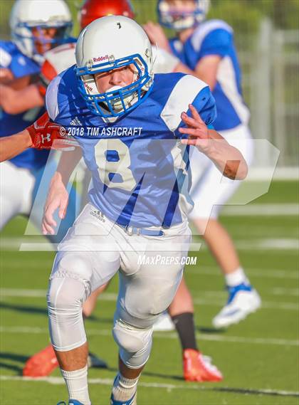 Thumbnail 2 in St. Xavier vs. Beavercreek photogallery.