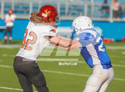 Thumbnail 1 in St. Xavier vs. Beavercreek photogallery.