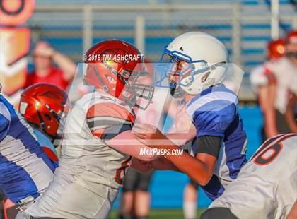 Thumbnail 3 in St. Xavier vs. Beavercreek photogallery.