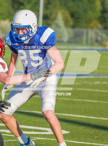 Thumbnail 3 in St. Xavier vs. Beavercreek photogallery.