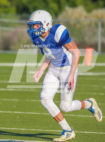 Thumbnail 3 in St. Xavier vs. Beavercreek photogallery.