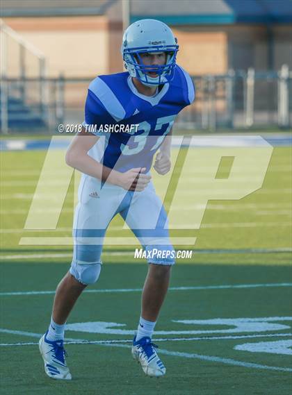 Thumbnail 2 in St. Xavier vs. Beavercreek photogallery.