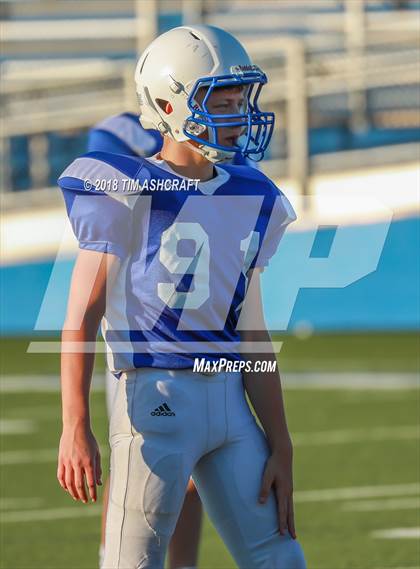 Thumbnail 2 in St. Xavier vs. Beavercreek photogallery.