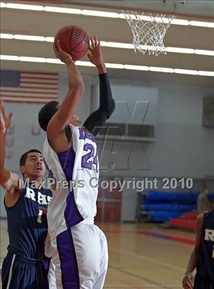 Thumbnail 3 in Castlemont vs. Rosemont (Cordova Classic) photogallery.