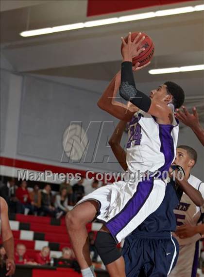 Thumbnail 2 in Castlemont vs. Rosemont (Cordova Classic) photogallery.