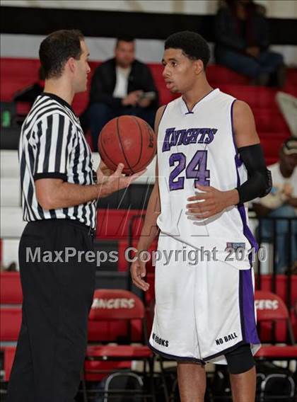 Thumbnail 3 in Castlemont vs. Rosemont (Cordova Classic) photogallery.