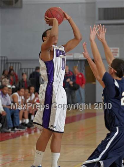 Thumbnail 1 in Castlemont vs. Rosemont (Cordova Classic) photogallery.