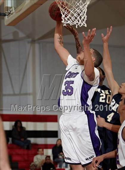 Thumbnail 3 in Castlemont vs. Rosemont (Cordova Classic) photogallery.