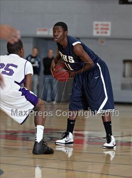 Thumbnail 3 in Castlemont vs. Rosemont (Cordova Classic) photogallery.