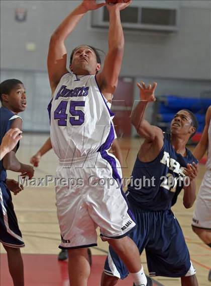 Thumbnail 2 in Castlemont vs. Rosemont (Cordova Classic) photogallery.