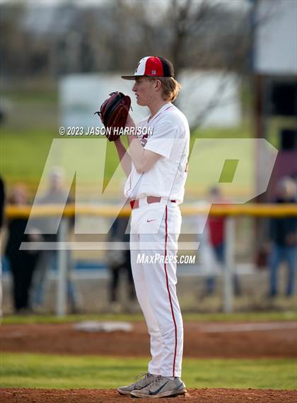 Thumbnail 2 in Nocona @ Muenster photogallery.