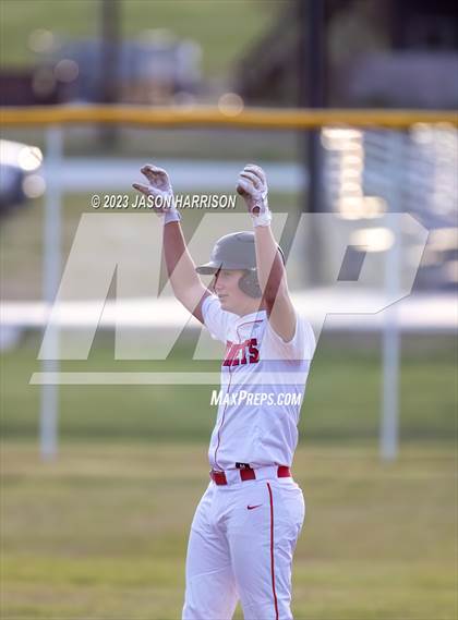 Thumbnail 2 in Nocona @ Muenster photogallery.