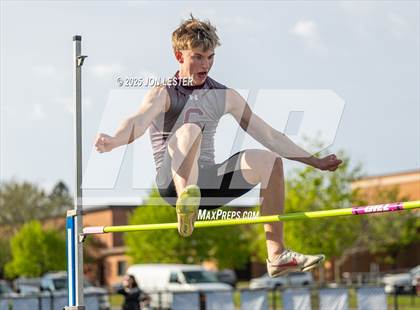 Thumbnail 3 in Stillwater/Greenwich/Berlin-New Lebanon Track Meet photogallery.