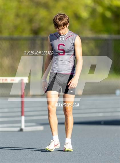 Thumbnail 2 in Stillwater/Greenwich/Berlin-New Lebanon Track Meet photogallery.