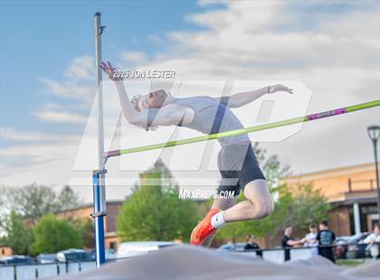 Thumbnail 3 in Stillwater/Greenwich/Berlin-New Lebanon Track Meet photogallery.