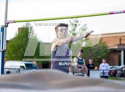 Thumbnail 2 in Stillwater/Greenwich/Berlin-New Lebanon Track Meet photogallery.