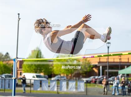 Thumbnail 3 in Stillwater/Greenwich/Berlin-New Lebanon Track Meet photogallery.