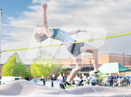 Thumbnail 2 in Stillwater/Greenwich/Berlin-New Lebanon Track Meet photogallery.