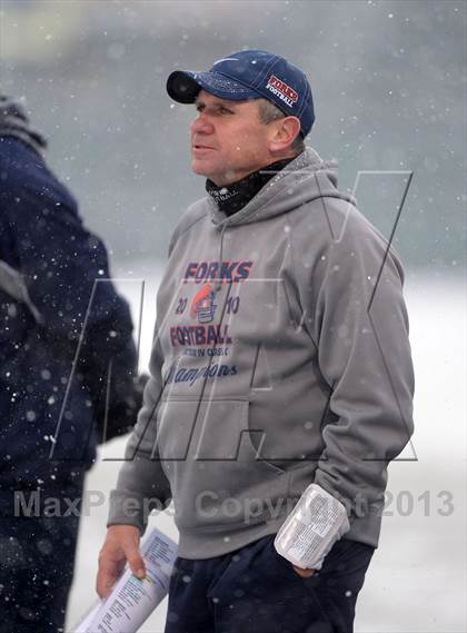 Thumbnail 2 in Cleveland Hill vs. Chenango Forks (NYSPHSAA Class C Semifinal) photogallery.