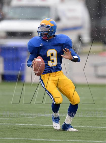 Thumbnail 3 in Cleveland Hill vs. Chenango Forks (NYSPHSAA Class C Semifinal) photogallery.
