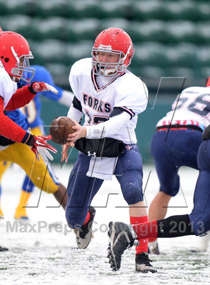 Thumbnail 2 in Cleveland Hill vs. Chenango Forks (NYSPHSAA Class C Semifinal) photogallery.