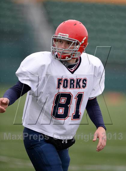 Thumbnail 3 in Cleveland Hill vs. Chenango Forks (NYSPHSAA Class C Semifinal) photogallery.