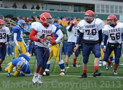 Thumbnail 1 in Cleveland Hill vs. Chenango Forks (NYSPHSAA Class C Semifinal) photogallery.