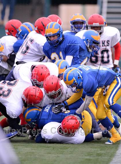 Thumbnail 1 in Cleveland Hill vs. Chenango Forks (NYSPHSAA Class C Semifinal) photogallery.