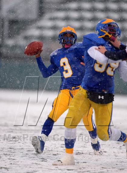 Thumbnail 2 in Cleveland Hill vs. Chenango Forks (NYSPHSAA Class C Semifinal) photogallery.