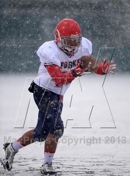 Thumbnail 1 in Cleveland Hill vs. Chenango Forks (NYSPHSAA Class C Semifinal) photogallery.