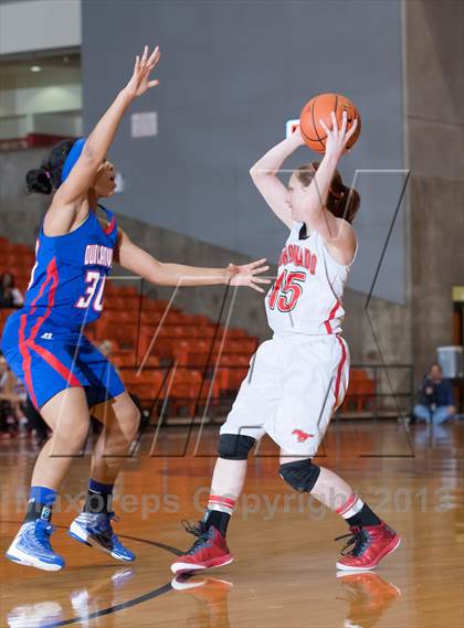 Thumbnail 3 in Duncanville vs Coronado (UIL 5A Region 1 Final Playoff) photogallery.